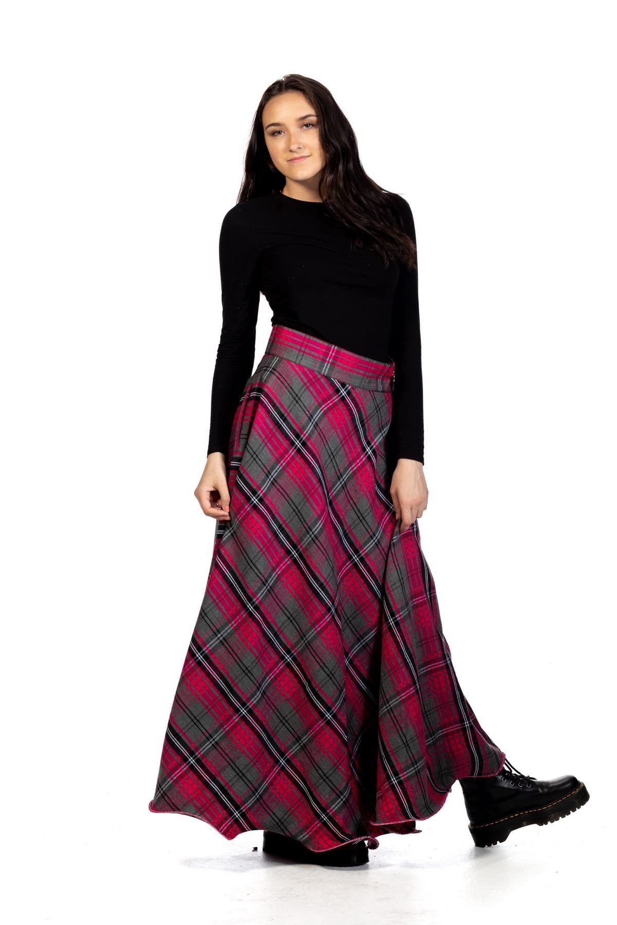 Side Fasten Maxi Skirt β Vintage Urban Style